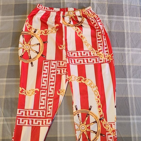 2 piece suit - Picture 1 of 2